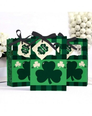 Fashion St. Patrick's Day Party Favors Online