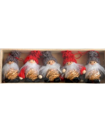 ScandinavianShoppe Straw Santas Knit Clothing