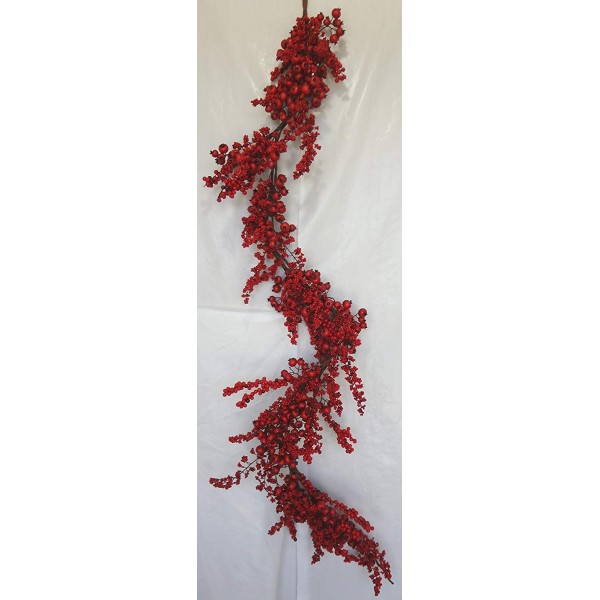 V Max Floral Decor Berry Garland