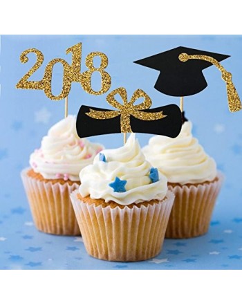 New Trendy Graduation Cake Decorations